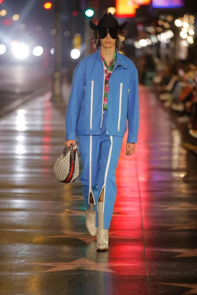 Look 62
